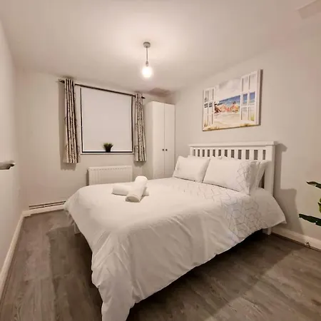 Contemporary City Centre Flat Belfast Exterior photo